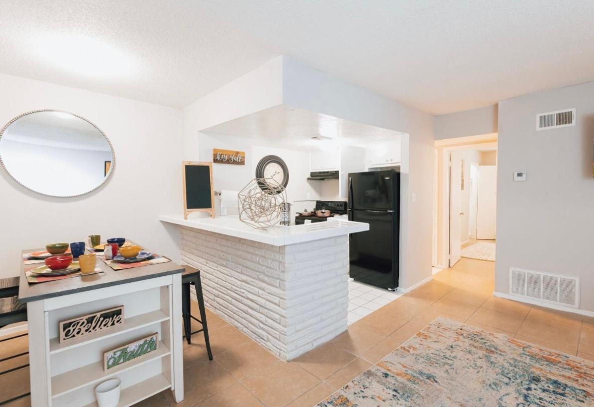 Enticing 1Br Apartment In The Heart Of The Heights Houston Exterior foto